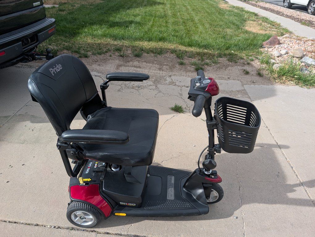 Pride GoGo Elite Mobility Travel Scooter + Carrier