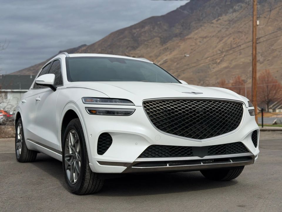2023 Genesis GV70 2.5T Standard