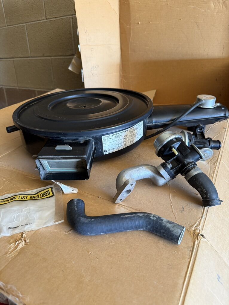 NOS 1986 Dodge 360 (5.9L) Air Cleaner Housing