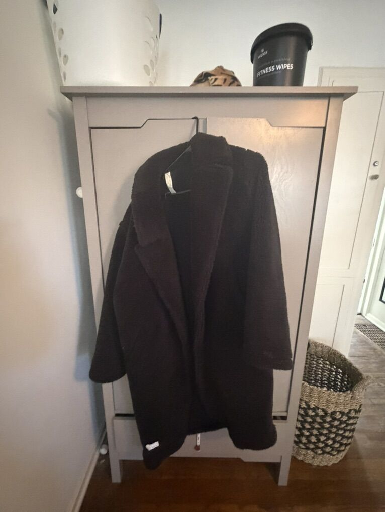 Alo Yoga Sherpa Trenchcoat SIze M