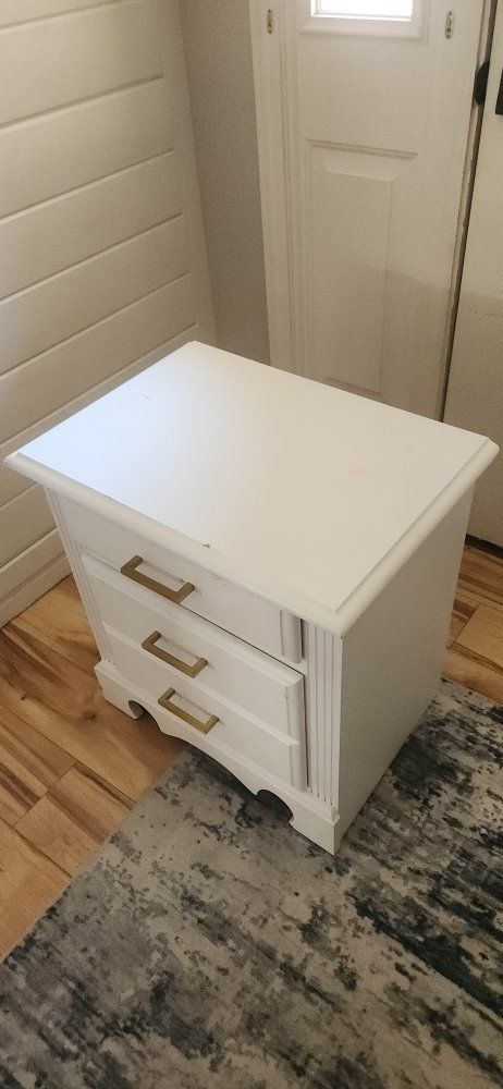 Main image 3
