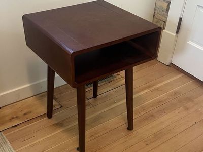 Mid Century Modern End Table
