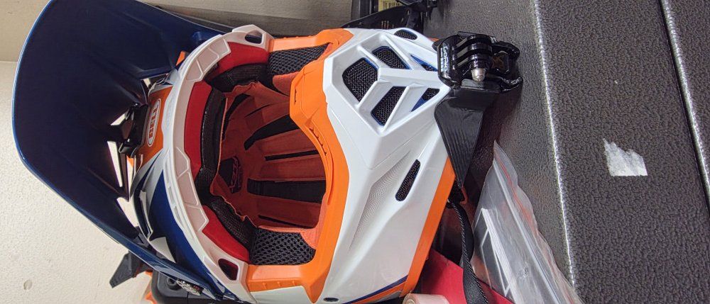 "Free" GoPro type Action Cam Mount Bell Moto 9s