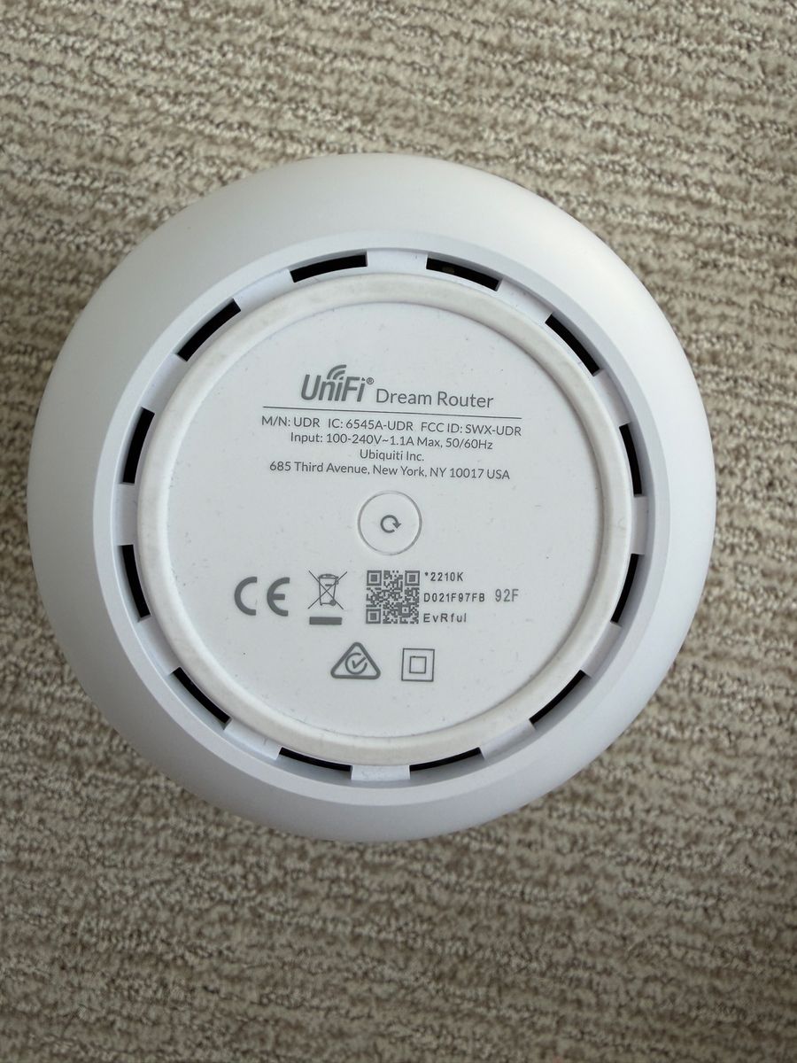 Main image 6