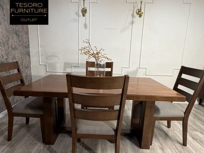 MODERN DINING SET WE OFFER DELIVERY