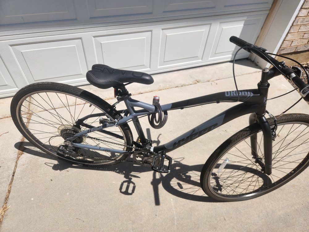 Adult hybrid bicycle