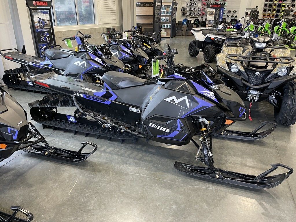 2026 Arctic Cat® M 858 Sno Pro 165"/3.00" Push But
