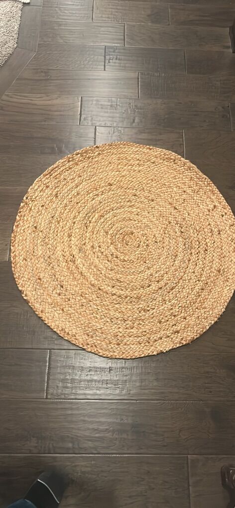 Round Rug
