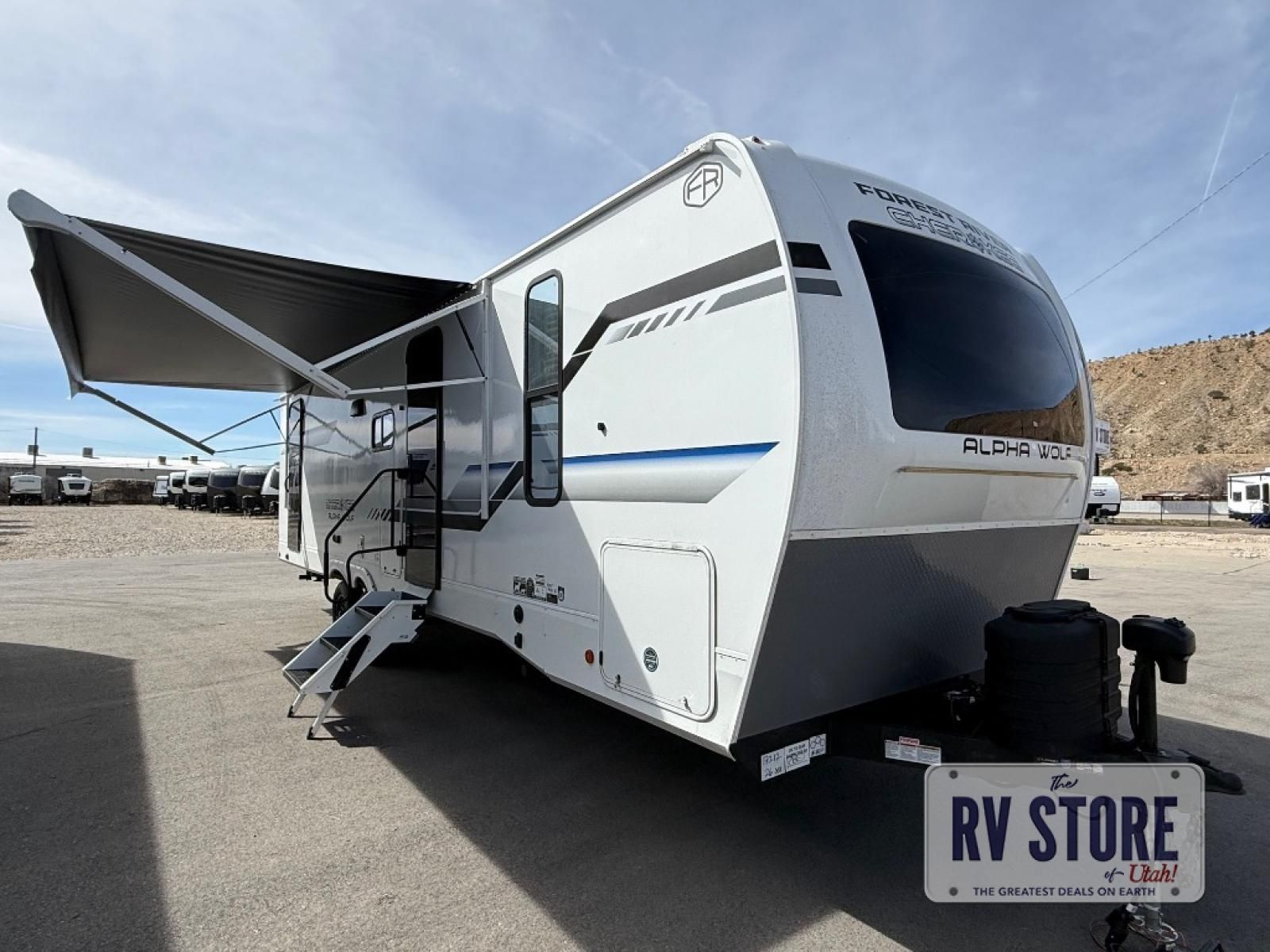 2026 Forest River RV Cherokee Alpha Wolf 26DBH BUNK, BUNK HOUSE, FOREST RIVER, CHEROKEE, ALPHA WOLF