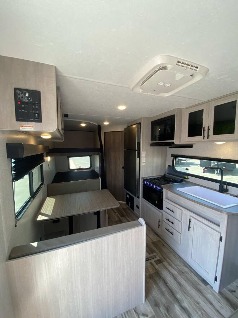 New 2026 CrossRoads RV Zinger