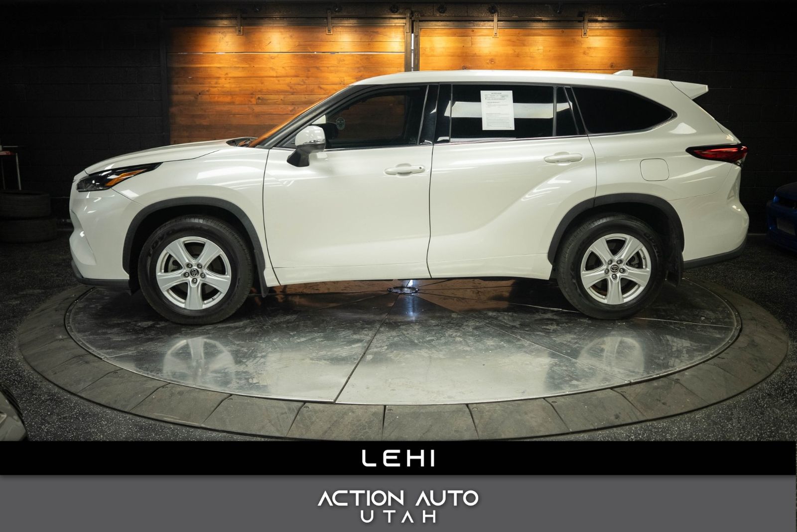 2021 Toyota Highlander LE