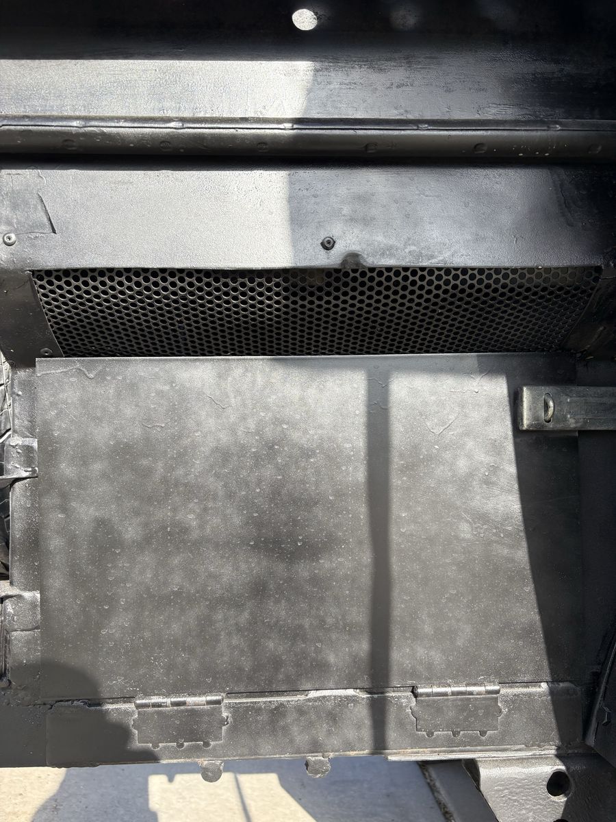 Main image 9