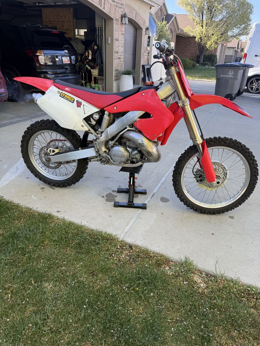 2001 CR250R 2 Stroke rebuilt  0 Hrs