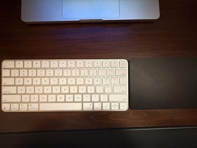 Apple magic keyboard and magic trackpad