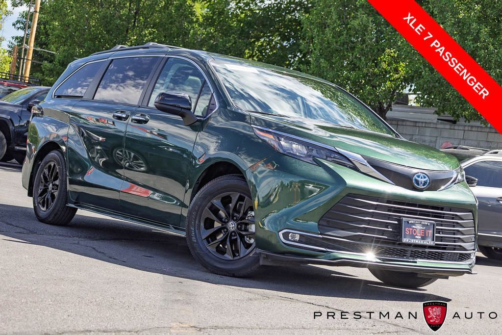 2024 Toyota Sienna XLE 7-Passenger