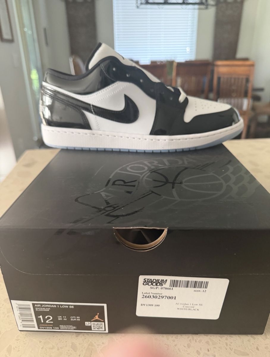 Nike Air Jordan 1 Low SE Concord White/Black Patent Leather Sneakers Size 12 Men's