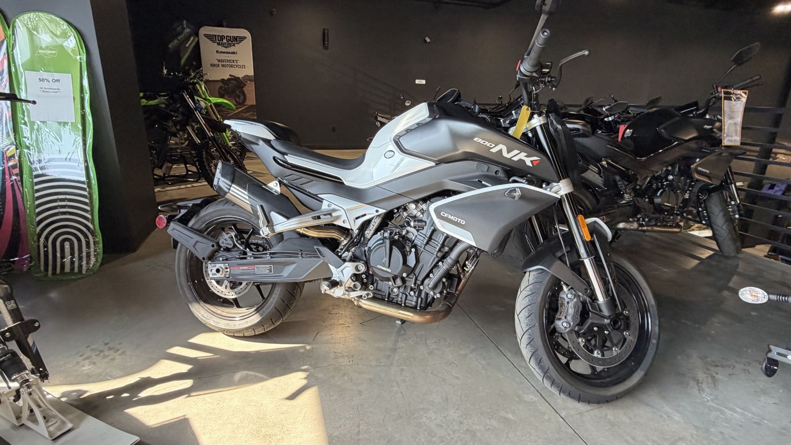 2024 CFMOTO 800NK Naked Sport Motorcycle White/Black