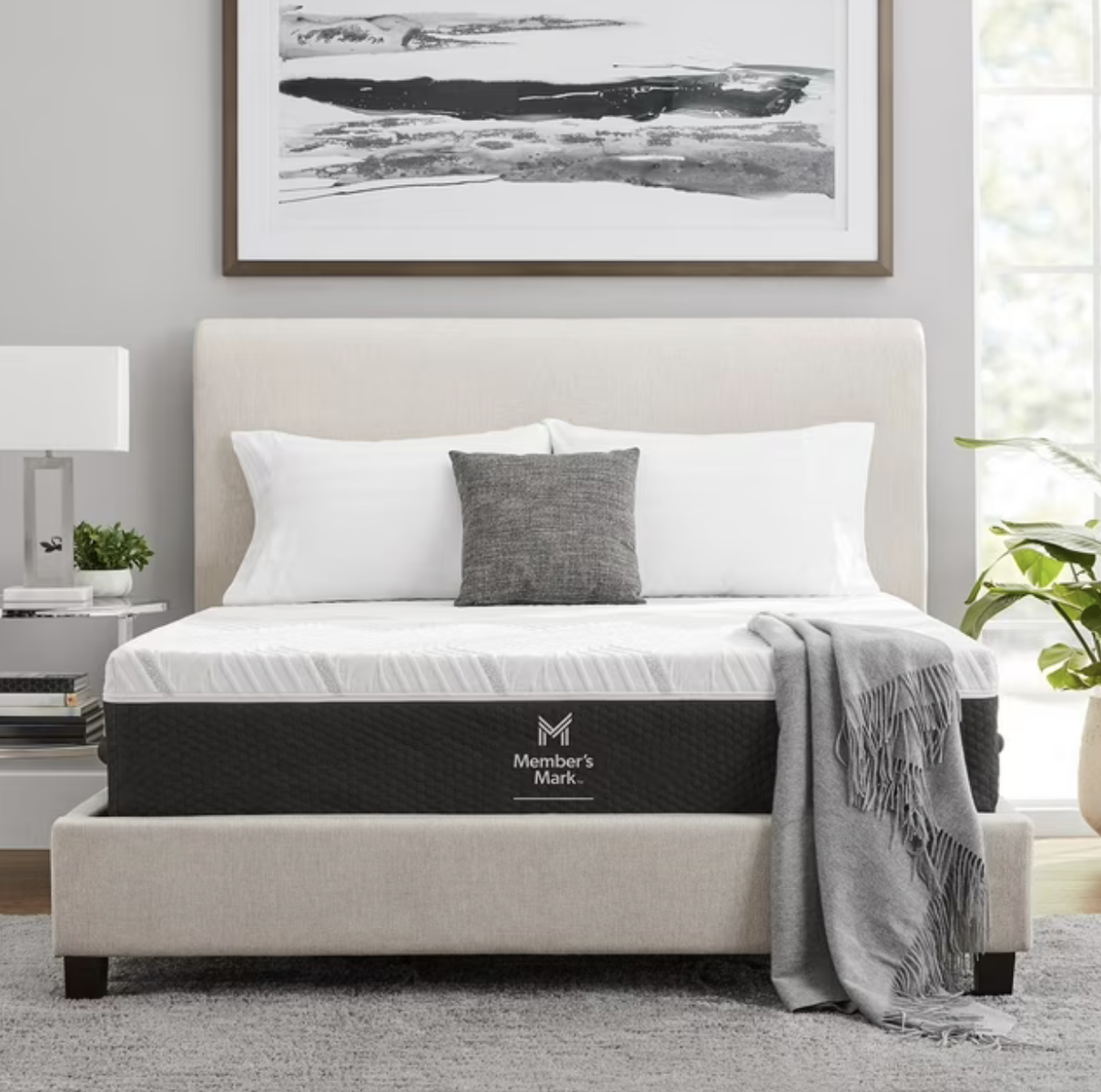 Brand new King size  mattress, 13 inch, Member Mark premium collection, still in box