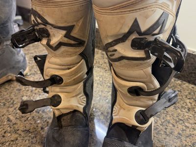 Alpinestars Kids Youth Dirt Bike Boots Size 4 Off-Road Motocross MX ATV (White/Black)