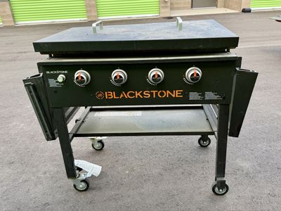 Blackstone 36" Griddle Cooking Station Outdoor Flat Top Grill - 4 Burner Propane