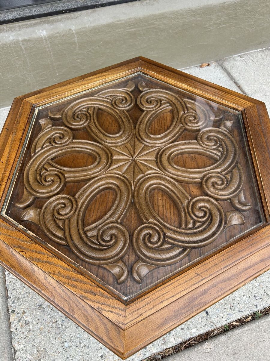Carved Wood Hexagon End Table w/ Glass Top – Scroll Pedestal Base