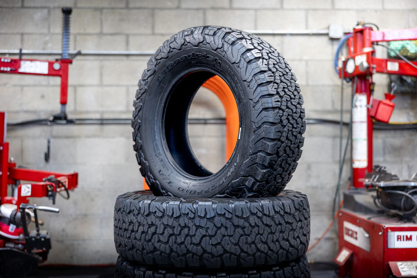 Full Set - 265/70r17 Bfgoodrich K02 | 265 70 17 | Less than 100 Miles | Toyota | Nissan | Ford | Chevy