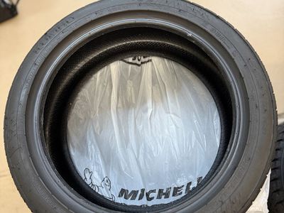 4 Kuhmo Ecsta PS31 215/45ZR17 UHP Summer Tires