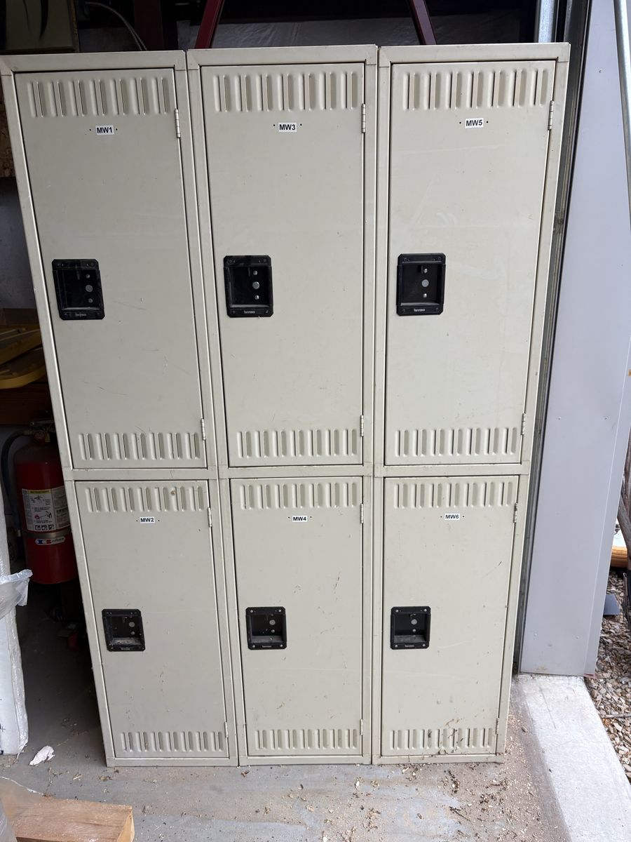 6-Unit Metal Locker Bank - Storage Lockers
