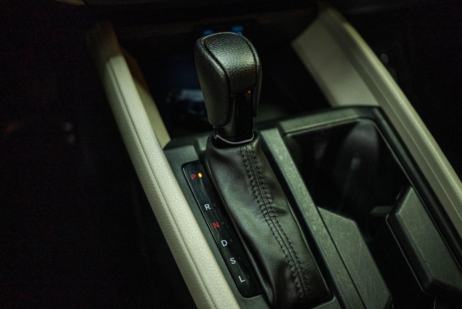 Main image 19