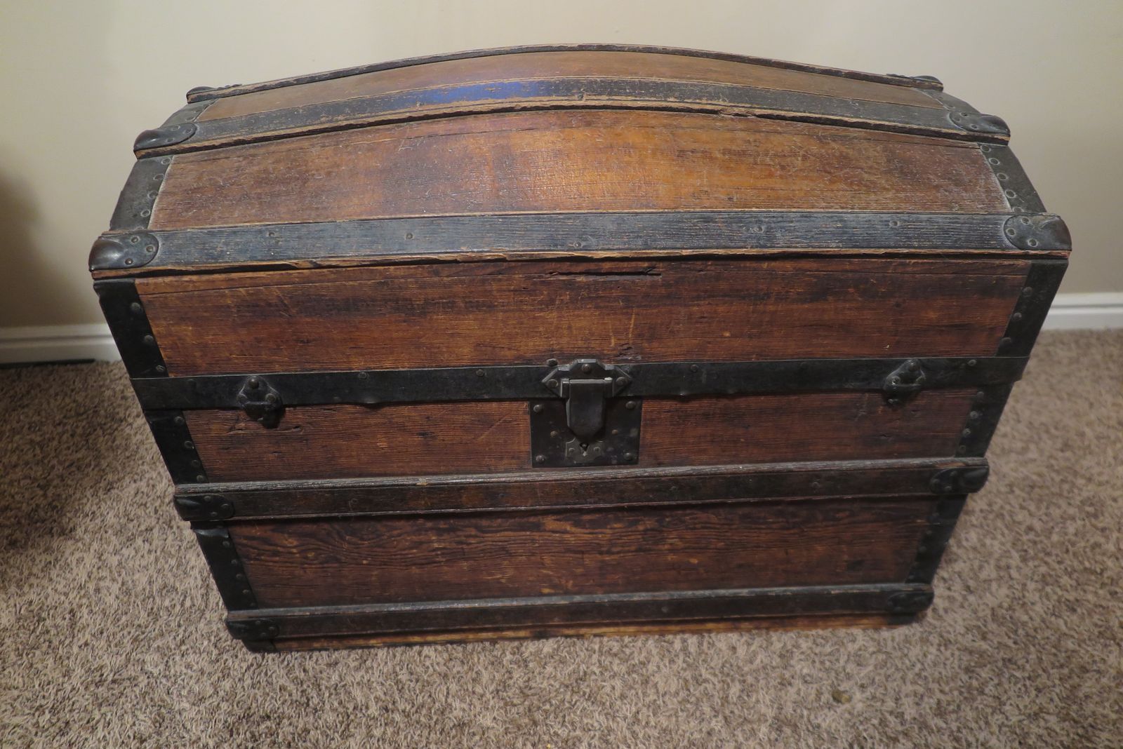 antique trunk chest