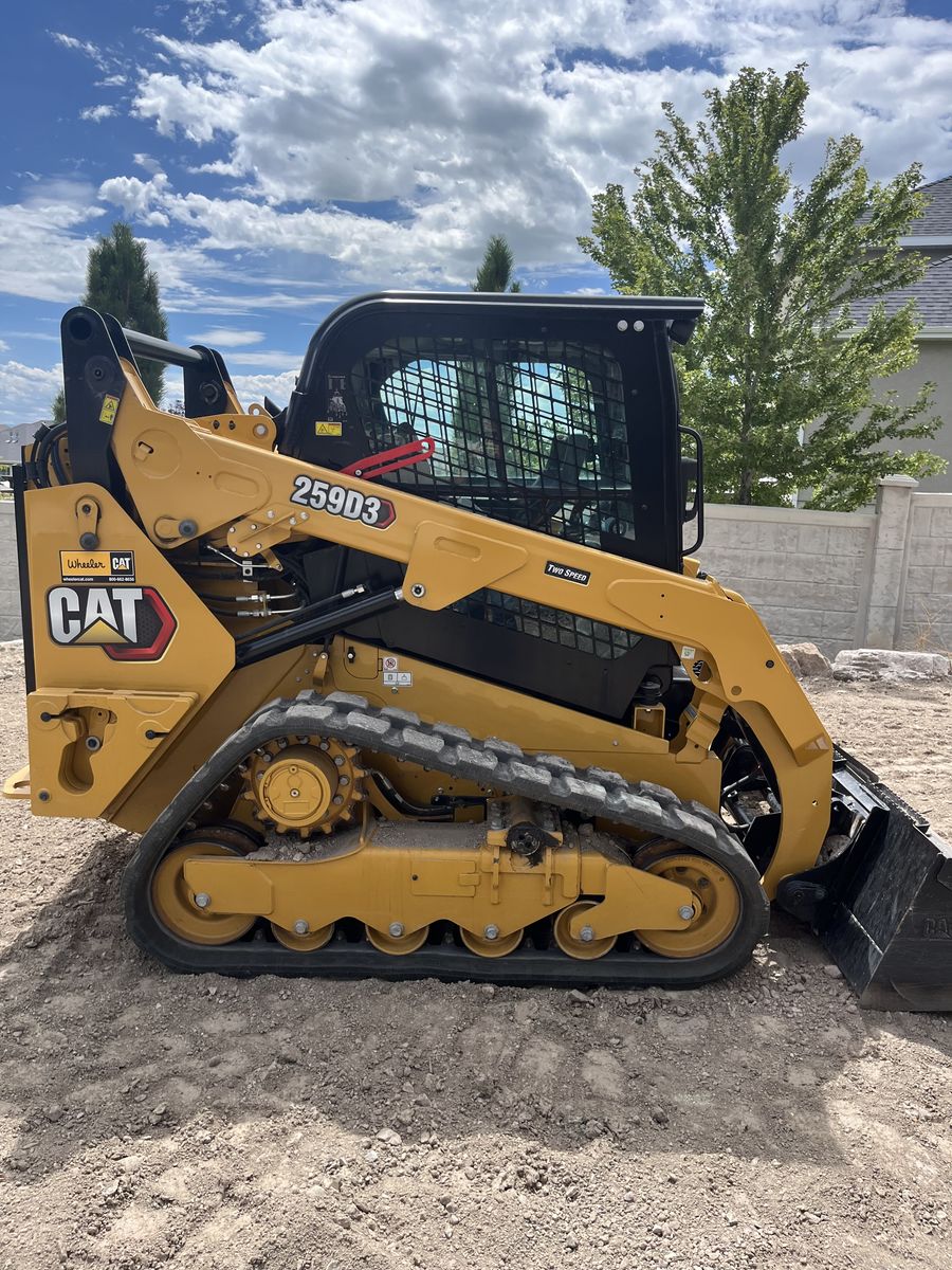 2023 Cat 259D3 W/ Attachments