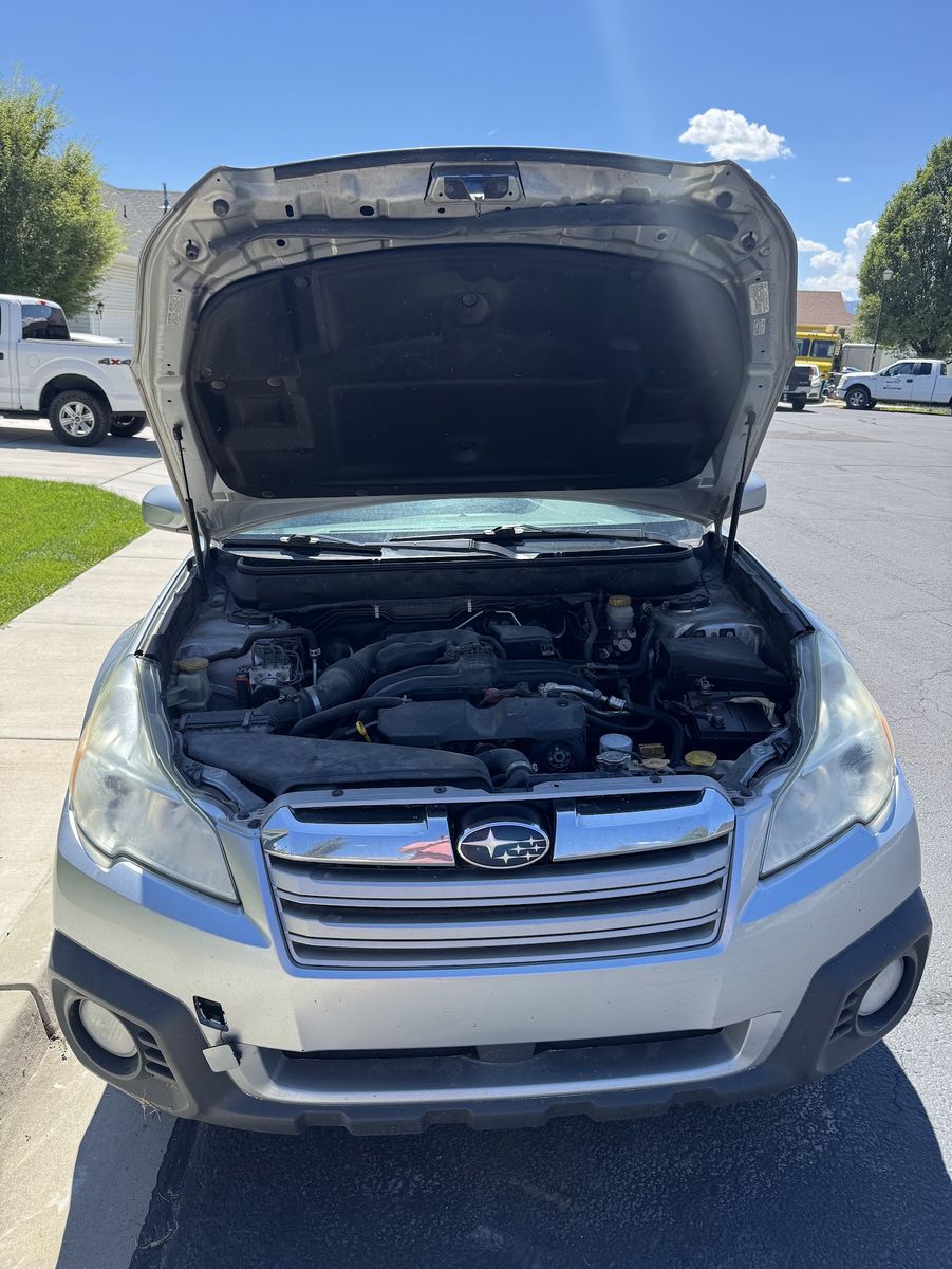 2013 Subaru Outback 2.5i Premium