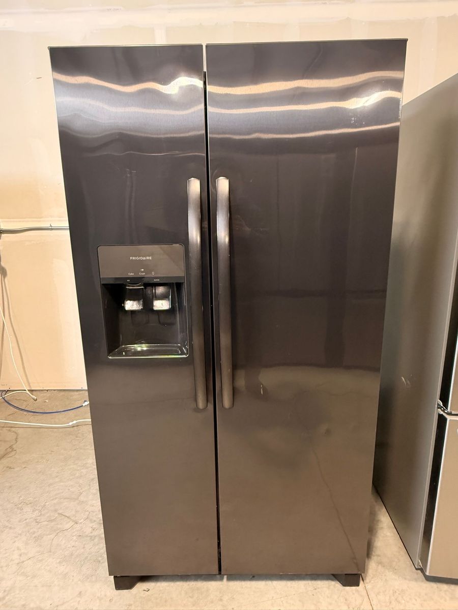 Frigidaire 26 cu. ft. Side-by-Side Refrigerator