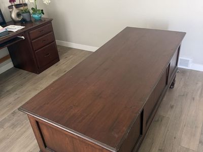 Large Wooden Storage Bench Coffee Table with Turned Legs and Distressed Finish