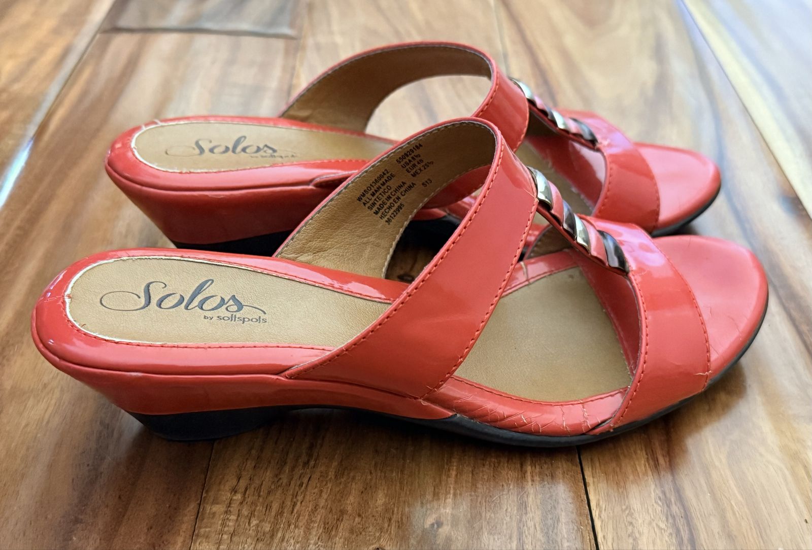 Women Size 8 Coral sandals