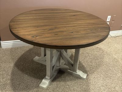 Round Wood Pedestal Dining Table - Rustic Farmhouse Style
