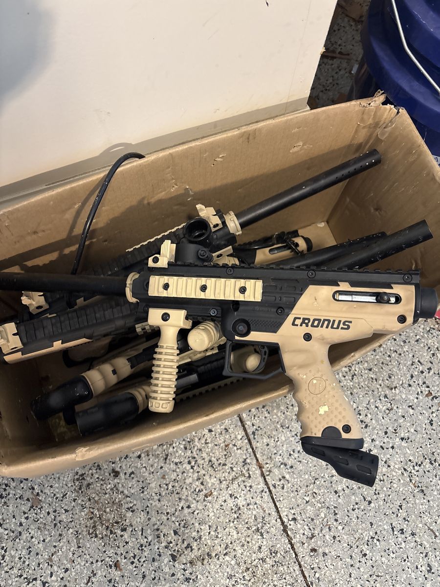 Set of 6 Cronus paintball markers guns