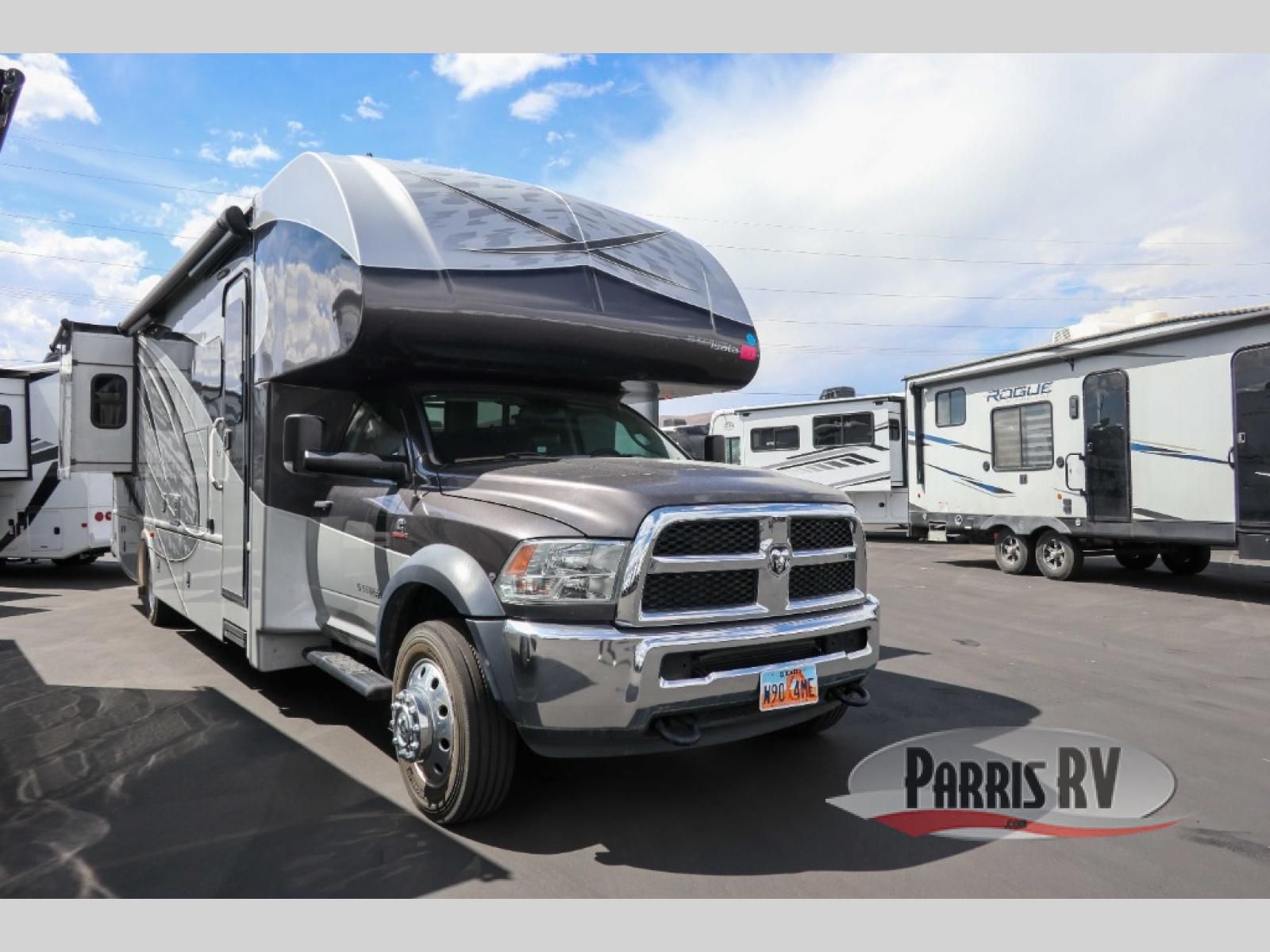 Used 2017 Dynamax Isata 5 36DS