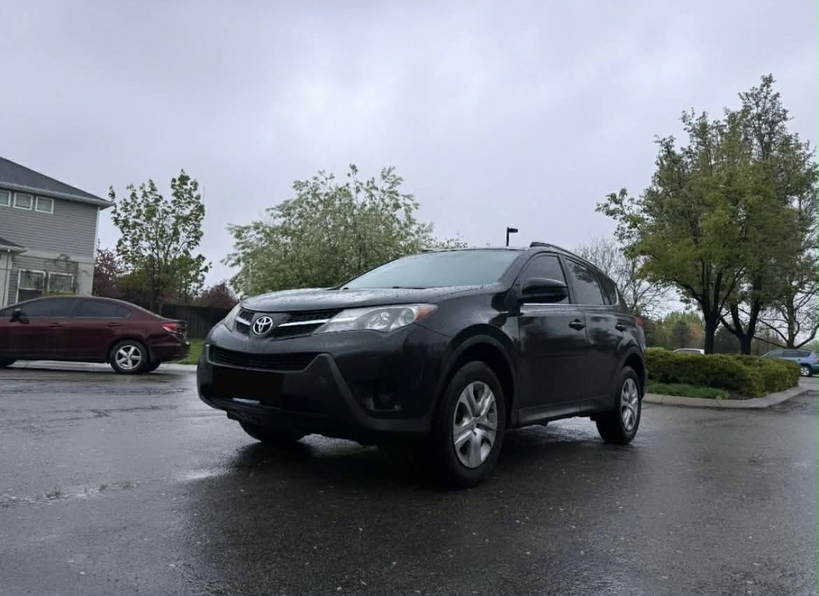 2013 TOYOTA RAV4 LE Plus