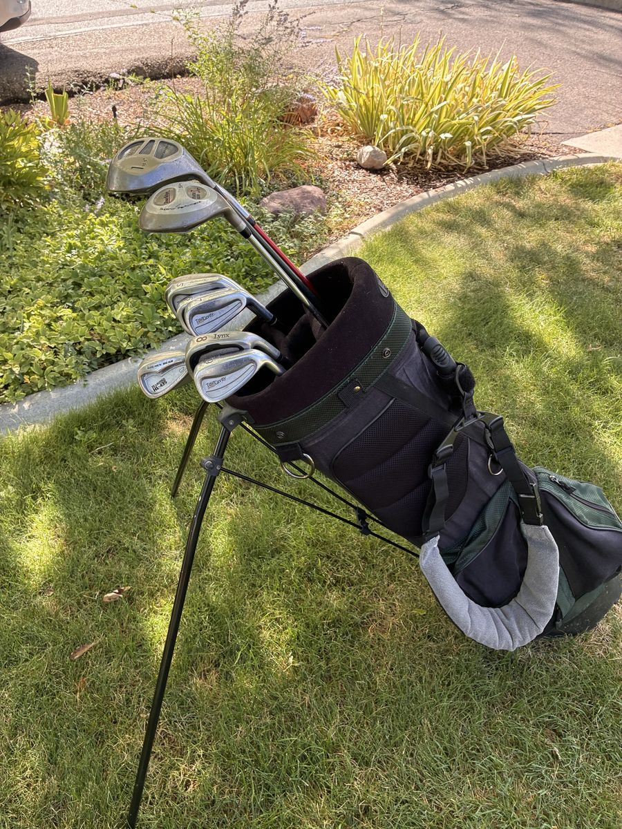 Men’s golf clubs set for sale