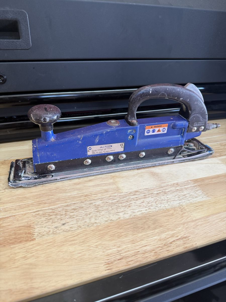 Blue-Point Straight Line Air Sander AT475A