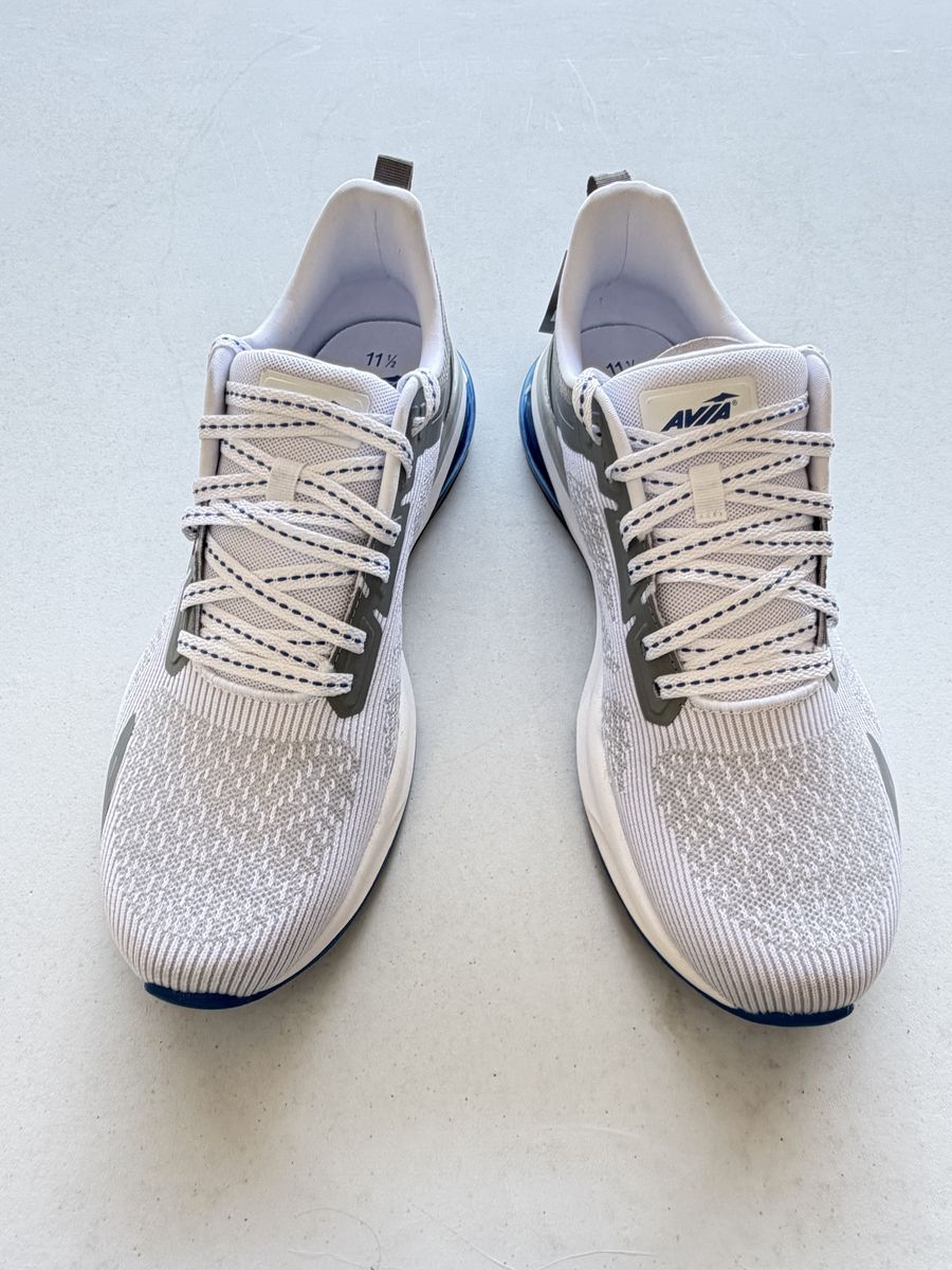 Brand-new Avia O2 Air athletic shoes in men’s size 11.5.
