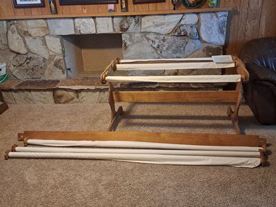 Wooden Pioneer Quilt Frame with Fabric Leaders and Stand