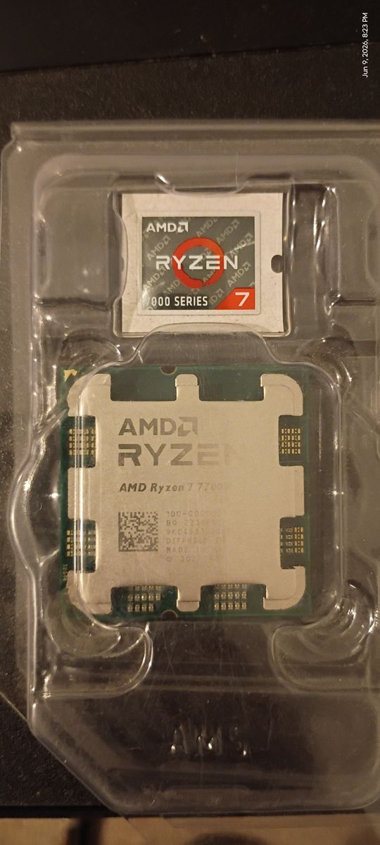 Brand new AMD Ryzen 7 7700x