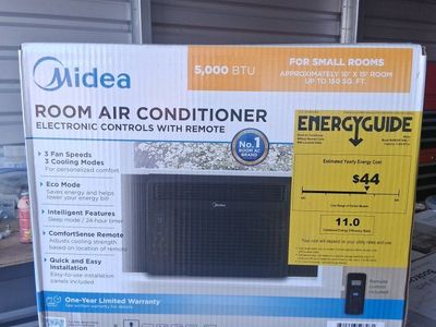 Midea 5,000 BTU Room Air Conditioner with Remote (MAW05R1WBL-T)
