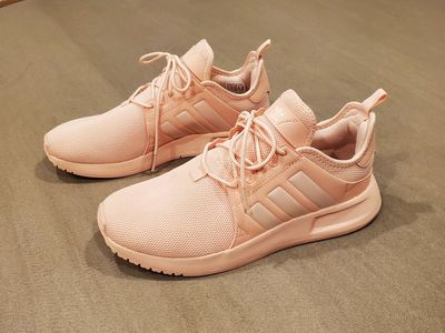 Adidas running shoes women's size 7