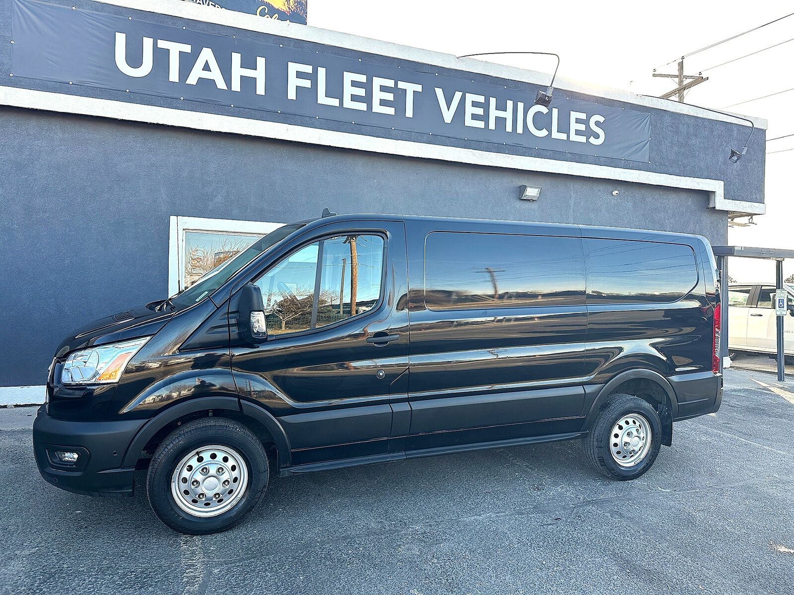 2022 Ford Transit 150 XLT