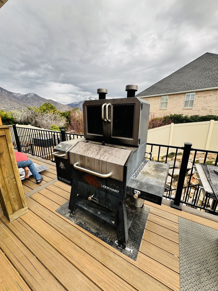 Pit Boss Platinum Series Lockhart Pellet/Smoker Combo Grill