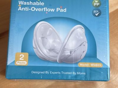 Dr. Isla Washable Anti-Overflow Breast Milk Collection Pads & Silicone Manual Breast Pump Set