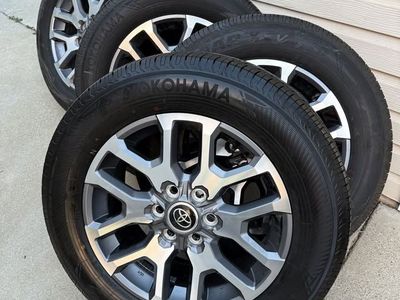 20-inch 6 spoke machined-finish Allow Wheels and Tires, set of 4 (Toyota Tundra)